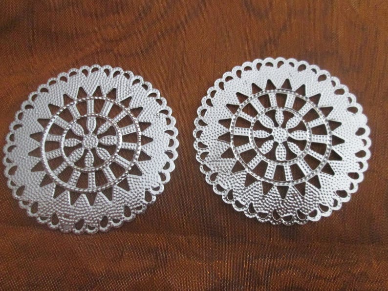 2 large prints / round connectors made of silver filigree 55 mm image 1