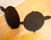 RARE Norwegian Waffle Iron Cast Iron Krumkake Maker Round Nordic 6