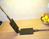 RARE Norwegian Jøtul Waffle Iron Solid Cast Iron Krumkake Maker Nordic Scandi 1