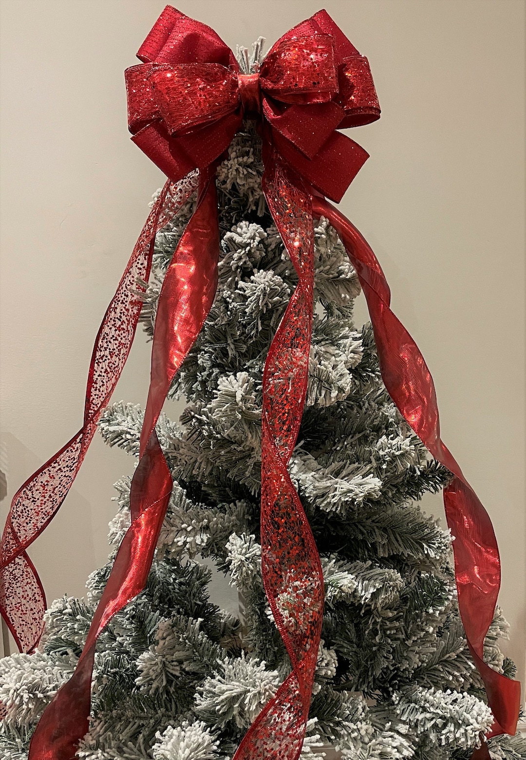 Redtree Topper for 6 Foot Tree 11 Inches Wide With Full Length