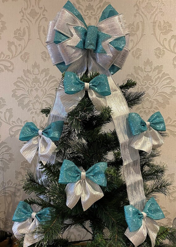 Home & Living Wreaths & Door Hangers Home Décor Ice Blue & Silver