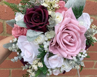 Gorgeous brides posy bouquet ivory/dusky pink natural look