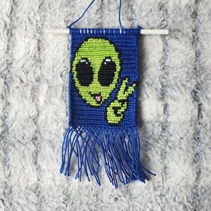 Alien wall-hanging
