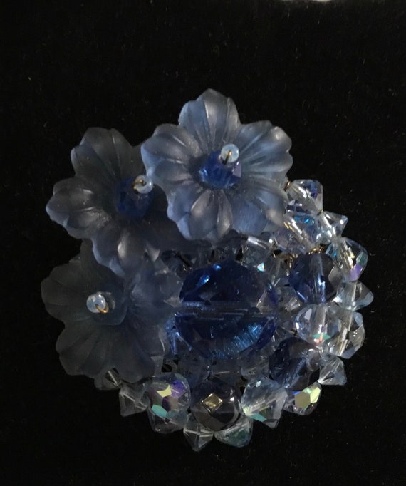 Vintage Hobe cobalt blue/Aurora borealis Crystals 