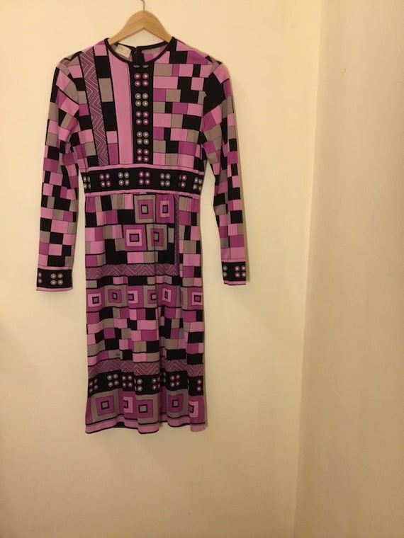 Paganne by Gene Berk 1970s geometric mod pink mage