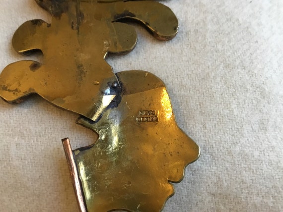 Vintage Casa de Maya brass copper Green enamel Face w/headdress Mexican Brooch/Pendant View 2