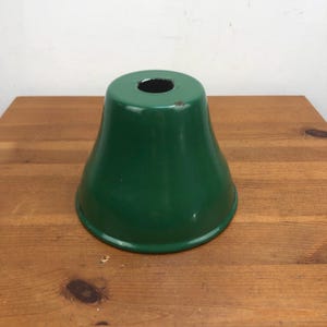 Paralume in smalto verde vintage