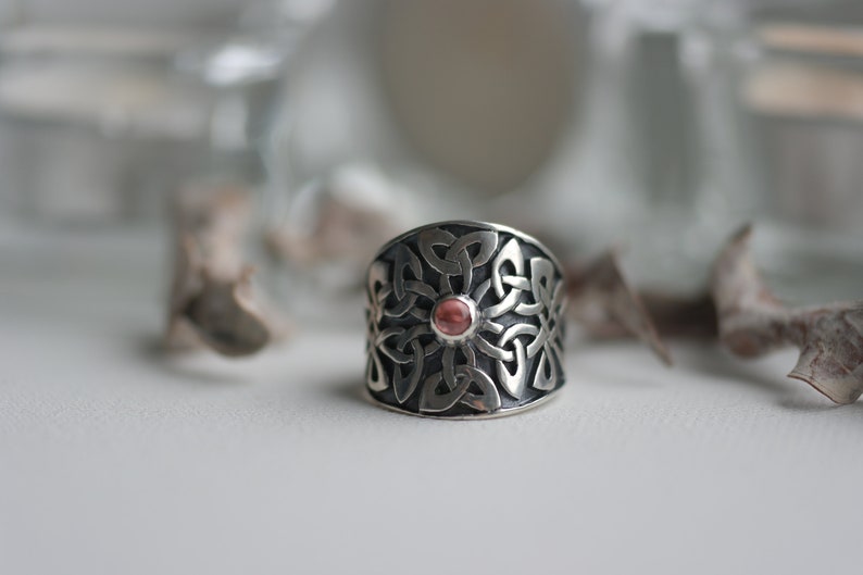St garnet wide bands Patrick/'s day shamrock men/'s women/'s jewelry Celtic pigtaile ornament pattern Celtic knot braid silver Ring