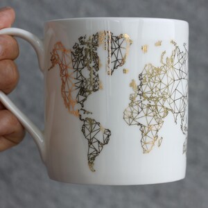 World map mug, travel lover gift, gold leaf mug, porcelain mug, gift for tea lover