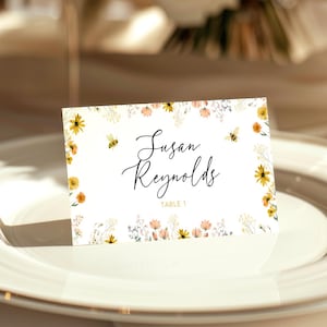 Plantilla para tarjeta de lugar con nombre de novia, decoración plegable para boda, mesa para despedida de soltera, idea floral para fiesta campestre, descarga de Canva BA0611