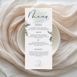 Menù di nozze stampabile con ramo d'ulivo, disegno acquerello di verde salvia, cancelleria fai da te per matrimoni, modello Canva minimalista ed elegante WED0107