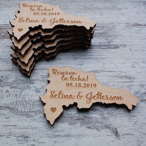 Land Speichern Sie das Datum Magnet Reisehochzeit lädt Personalisierte speichern die Daten Rustikale Hochzeitsmagneten Karte speichern die Datum Holzmagnete set