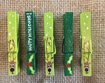 Reindeer Clothespin Magnets / Wooden Magnets / Christmas Magnets / Christmas decor / fridge magnets / note holder/FREE SHIPPING