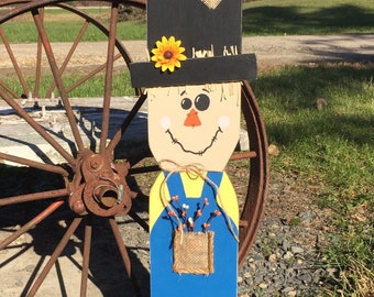 Tall Wooden Scarecrow/Fall Wooden Scarecrow/Scarecrow sign/fall decor/Halloween/Thanksgiving decor/home decor/porch decor/FREE SHIPPING