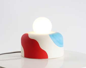 Beignet Lamp by Neenineen, 2022