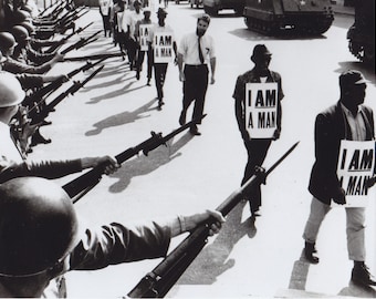 Press Photoo , Historical civil rights archers in Menphis before Martin Luther King visit, iconic press photo