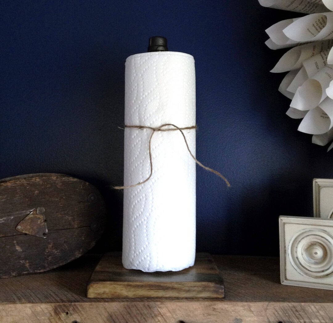 Industrial Pipe Paper Towel Holder. Farmhouse Kitchen, Farmhouse Decor