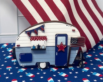 Fourth of July Retro Camper Trailer Chunky Wooden Decorative Patriotic Shelf Sitter 6"x4".