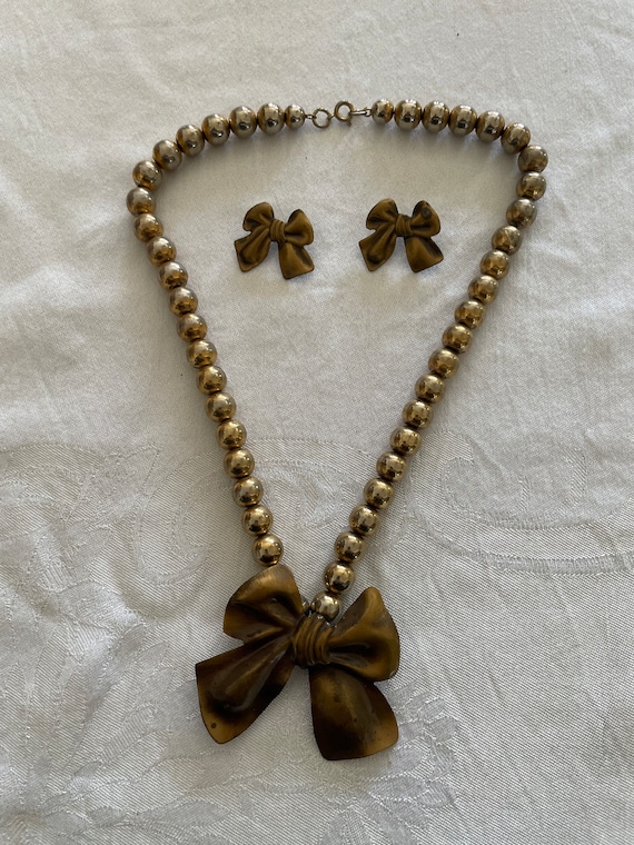 80s Bow necklace and matching earrings goldtone - image 1