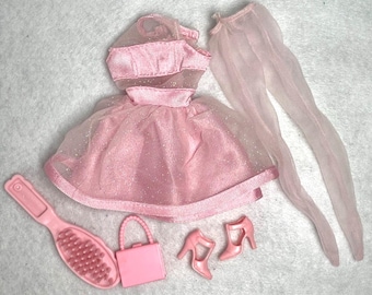 Barbie Fashion Avenue 2000 Supper Club Charm Glam #24284 Pink Dress Shoes Tights