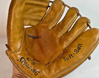 Spalding Vtg Softball Youth Form Pocket Baseball Glove 42-287 RHT 1960s-70s USA
