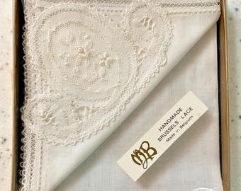 MB Handmade Brussels Lace White Handkerchief x2 Made in Belgium Vtg MCM Gift Box