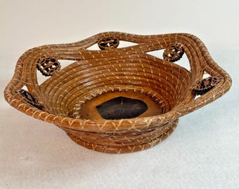 Handmade Vtg Pine Needle Coil Basket Walnut Shell Wood Base Rustic Folk Art 11 "