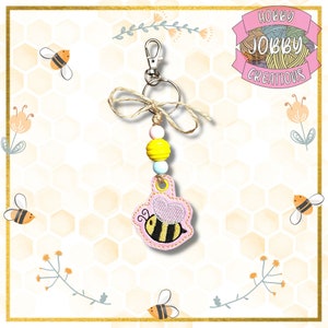 Kleine Biene Öse im Hoop Embroidery Design, Schlüsselanhänger, Anhänger, Reißverschluss ziehen, Bienen, süße Biene, Hummel, Frühling Sommer, 4x4 Hoop, 5x7 Hoop