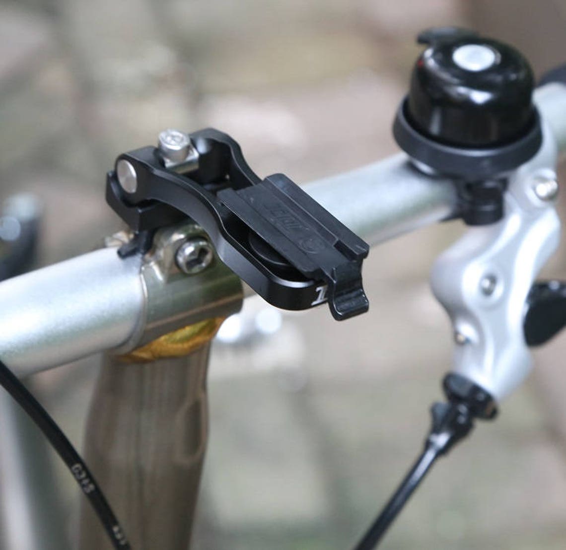 best phone holder for brompton bike