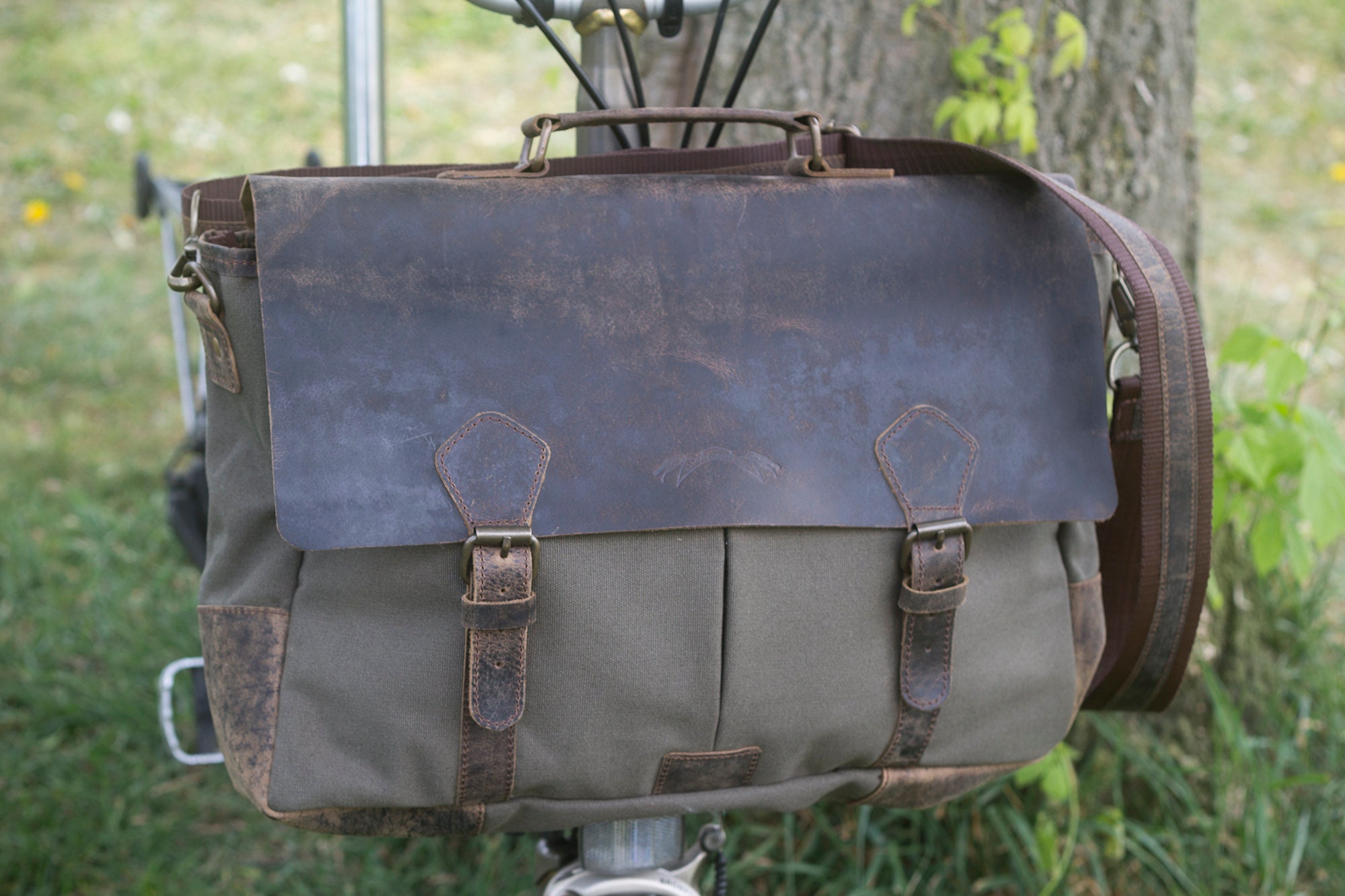 m and s messenger bag
