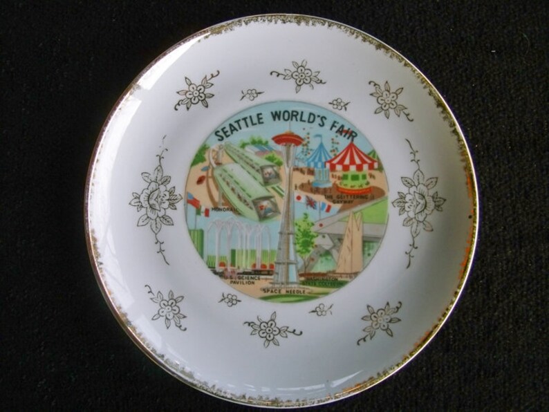 World/'s Fair Souvenir The Century 21 Exposition 1962 Space Needle Washington State Science Pavilion Seattle World/'s Fair Plate