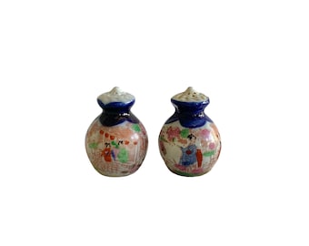 ALESSI Mr. Mrs. Chin Salt & Pepper Shakers | Yellow and Green Set
