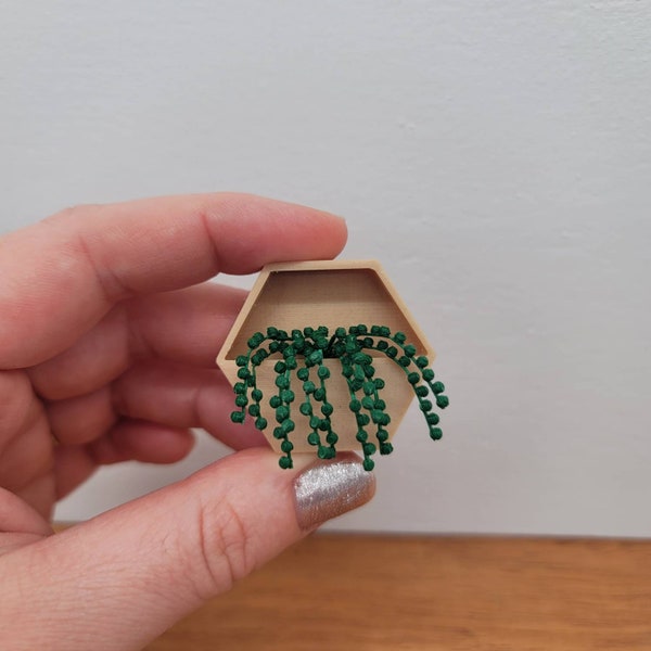 1:24 Scale String of Pearls Plant in Hexagon Wall Planter - 1/24 Modern Mini Doll House Furniture Miniature