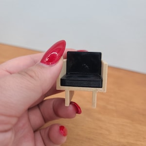 1:24 Scale Miniature Armchair