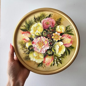 Pintura a óleo original com moldura redonda, buquê de flores da primavera, pintado à mão, cor dourada, moldura de madeira vintage, peônias e tulipas, galeria, arte de parede