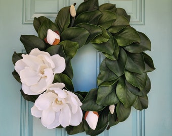 Magnolia wreath, year round wreath, farmhouse wreath, feont door wreath, greenery wreath