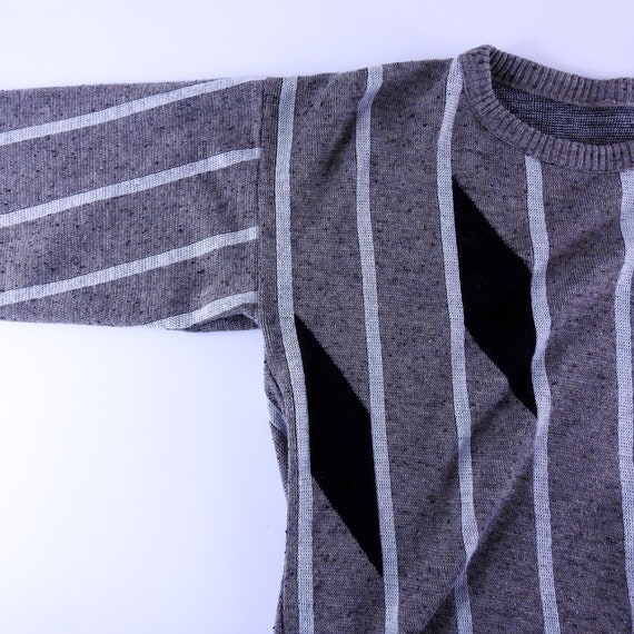 Vintage Knit Sweater Geometric Pattern - image 3