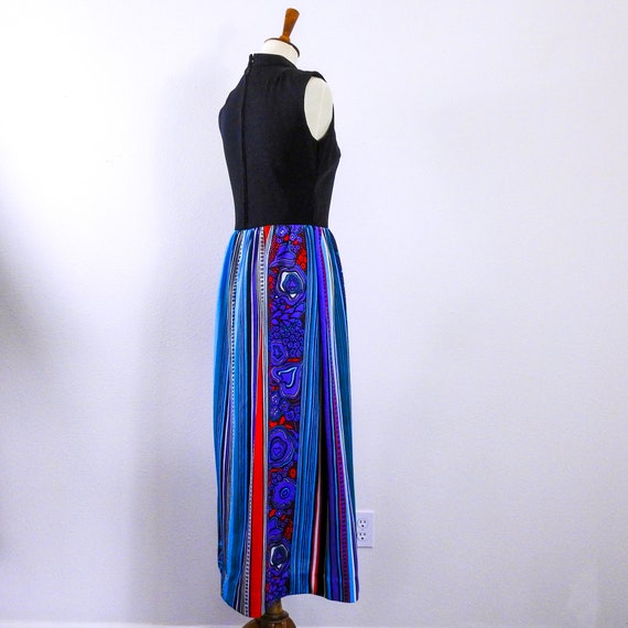 1960's Groovy Print Maxi Dress / Vintage 60's Hip… - image 9