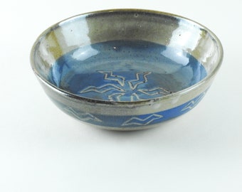 Stoneware Pottery Bowl / Decorative Bowl