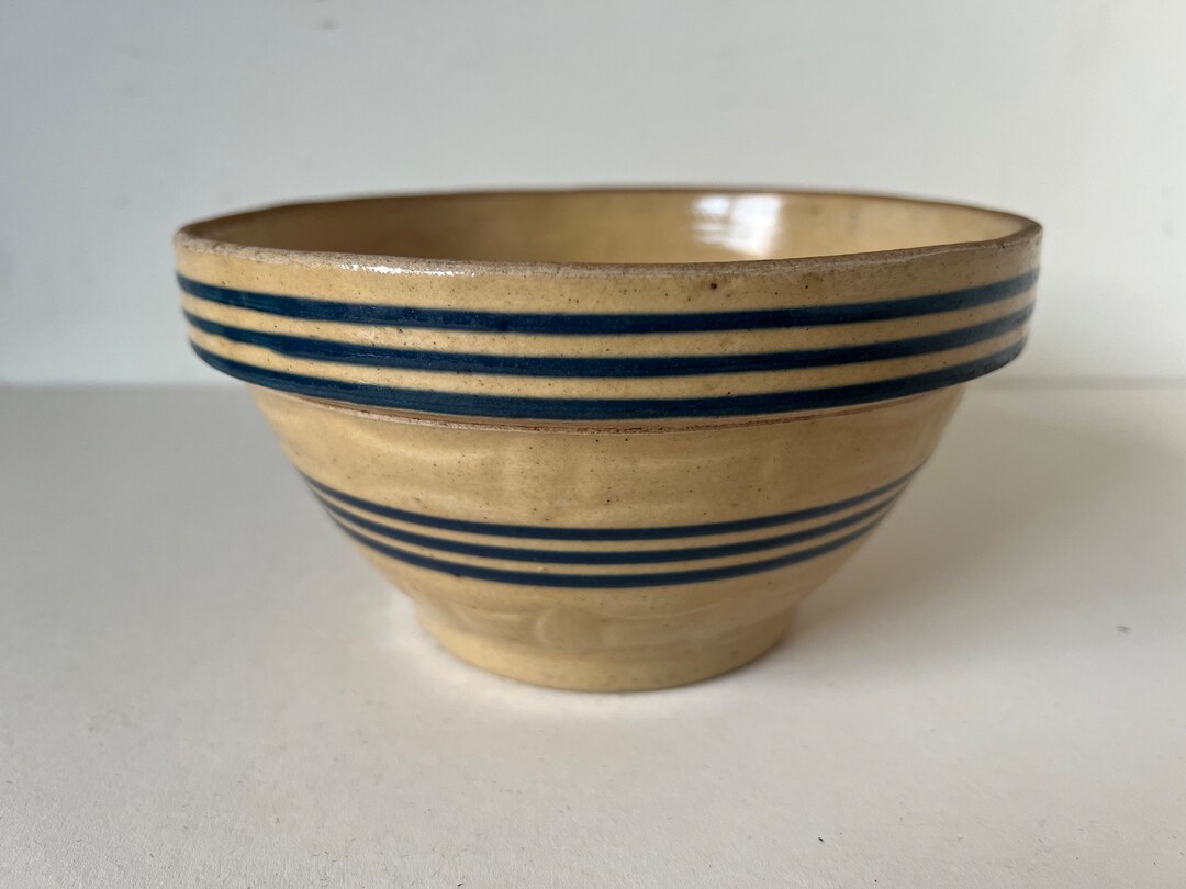 Vintage Small Yellow Ware Bowl Blue Stripes 4h / 7 Diameter Country