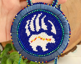 Синий медальон из бисера с медвежьей лапой Ожерелье из медведя Zuni в родном стиле Медальон из белого бисера
