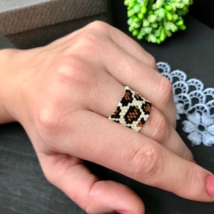 Leopard wide ring Beaded peyote ring African jewelry Boho style Tribal ring Statement ring Brown beige jewelry Custom size ring