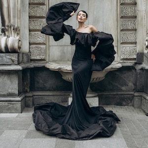 morticia addams inspired prom dress Morticia Addams inspired long sleeve off-the-shoulder floor length evening gown costume Black crushed Velvet made to Measure 1950s dress