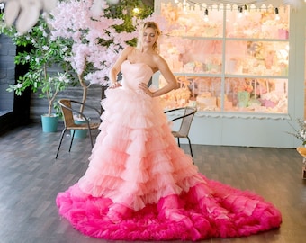 Ombre Pink Gown Dress, Quinceanera Gown For Women, Pink Princess Dress, Black Tie Dress, Barby Ball Gown, Photoshoot, Gala Gown, Couture