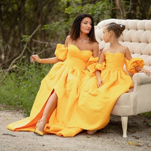 Mommy And Me Dress Fall Style, Mother Daughter Photoshoot Gowns, Orange Formal Dress, Victorian Gown Dress, Princess Quinceanera Dress