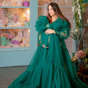 Emerald Green Maternity Tulle Robe, Tiered Photoshoot Robe, Green Sheer Robe, Pregnancy Robe for Photoshoot, Boudoir Robe, Peignoir Dress