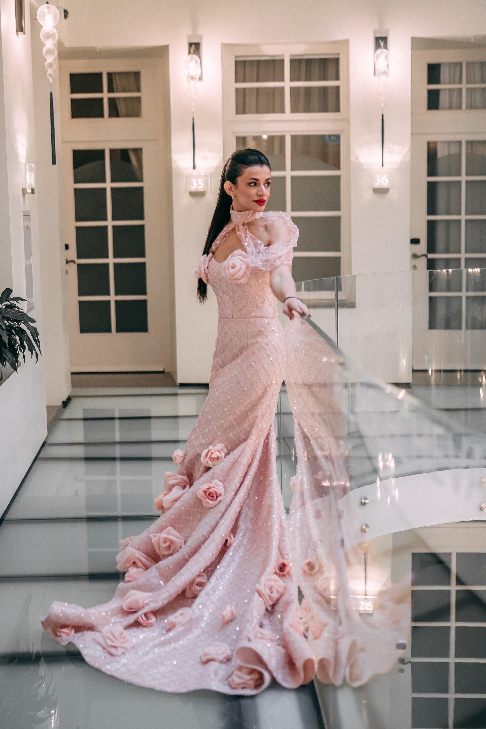 chinese dress ladies Amazon.com: CAZSXIS Rose Lace Wedding Dresses for Bride Mermaid Bridal Gowns  for Wedding White Spaghetti Straps Beach 0 : Clothing, Shoes & Jewelry main image 0