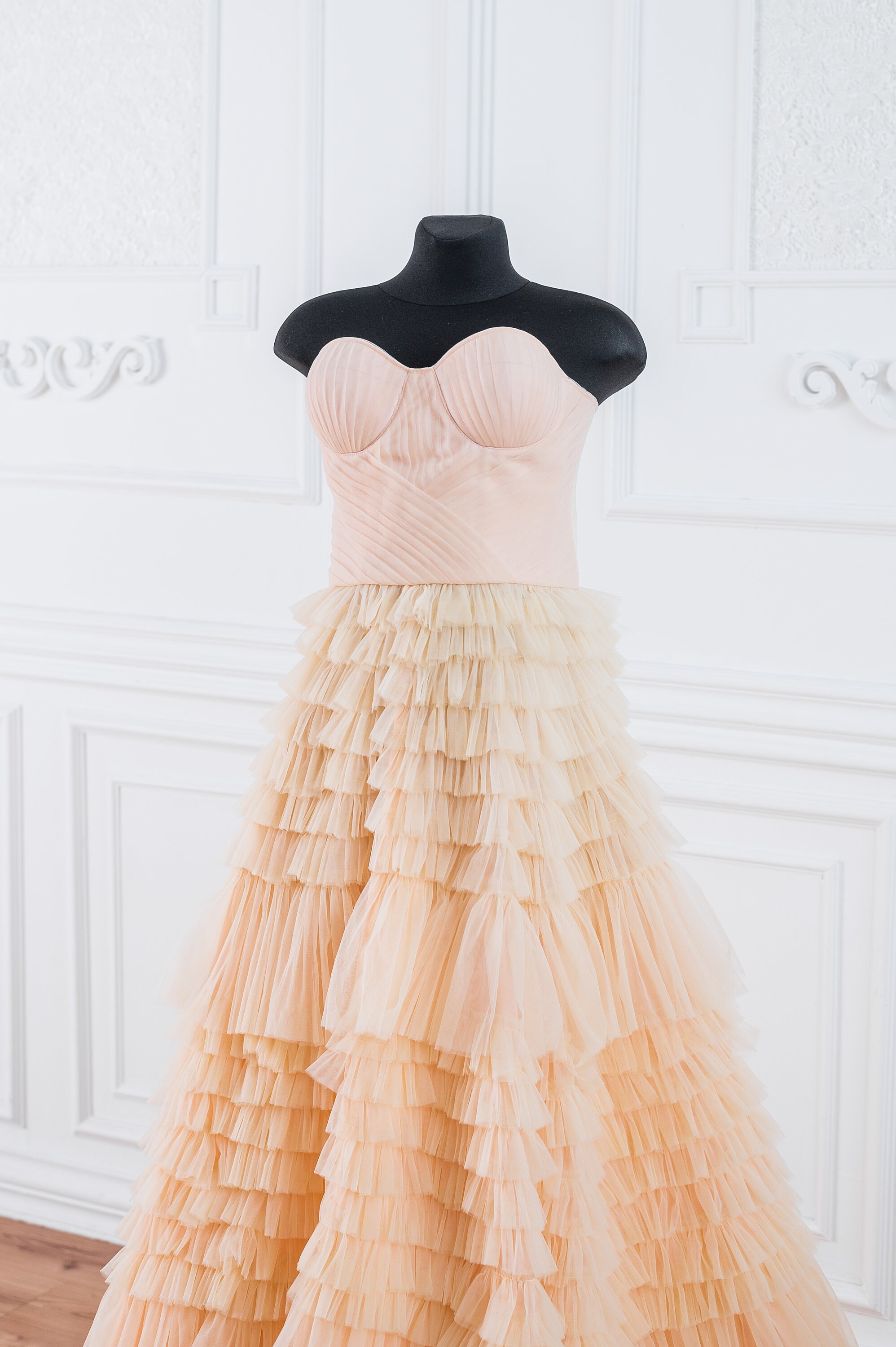 スカート NOTRE emor ruffle tulle dress beige ruffle tulle dress – NOTRE émor