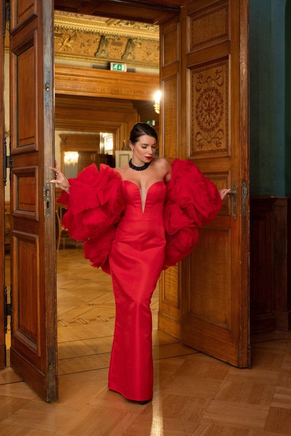 Christmas Cape, Red Statement Cape With 3D Flowers, Holiday Outfit