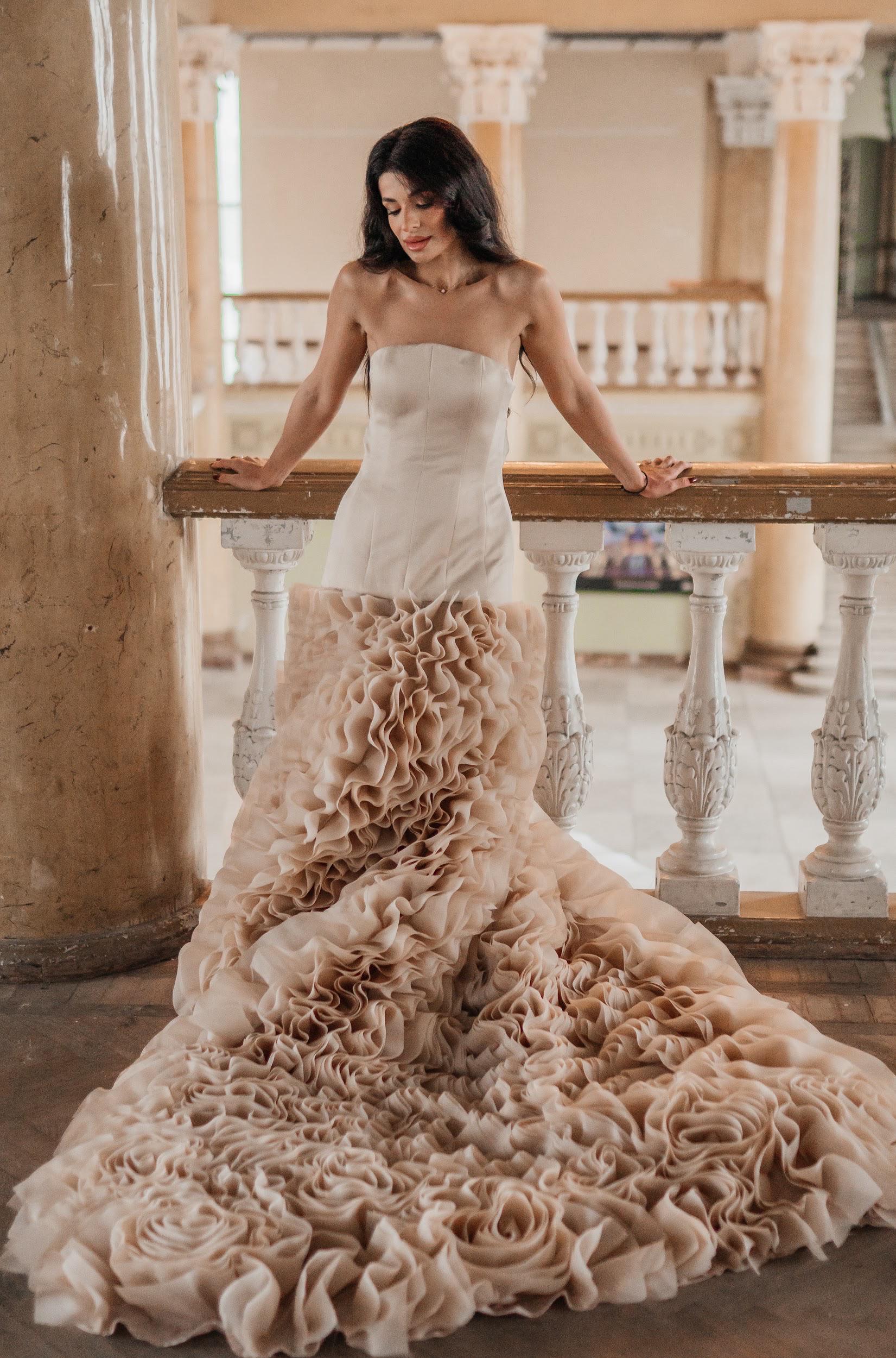 champagne organza wedding dress Champagne Wedding Dress Boho, Organza Ruffle Bridal Gown, Mermaid Wedding Gown With Open Back, Couture Bridal Photoshoot Gown, Heritage